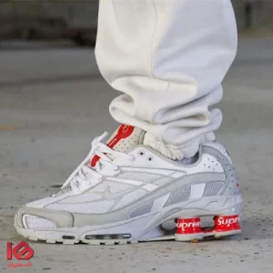 برای دیدن محصول در فروشگاه کتونی باز:کتونی نایک شاکس سوپریم سفید قرمز Nike Supreme x Shox Ride 2 White