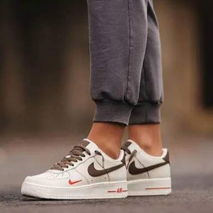 کتونی نایک ایرفورس 1 کرم قهوه ای Nike Air Force 1 Yohood Rice White