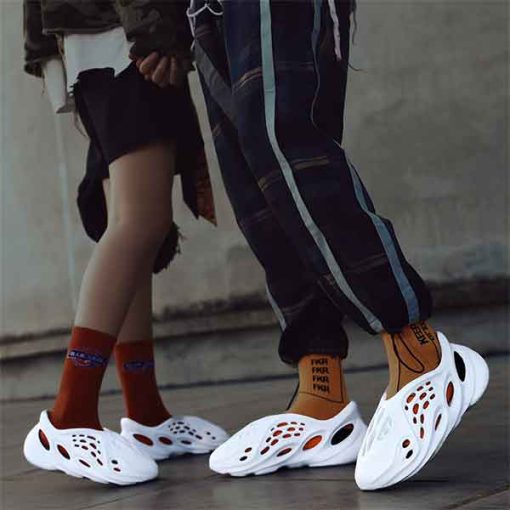 adidas yeezy foam runner white