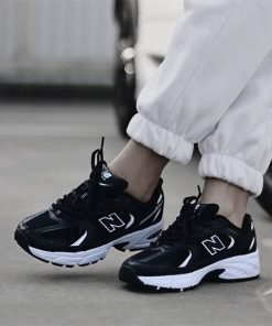 کتونی نیوبالانس 530 مشکی زیره سفید New Balance 530
