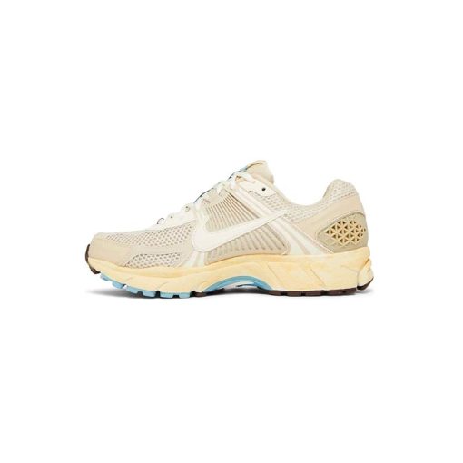 کتونی رانینگ نایک وومرو 5 کرم آبی Nike Air Zoom Vomero 5 Oatmeal