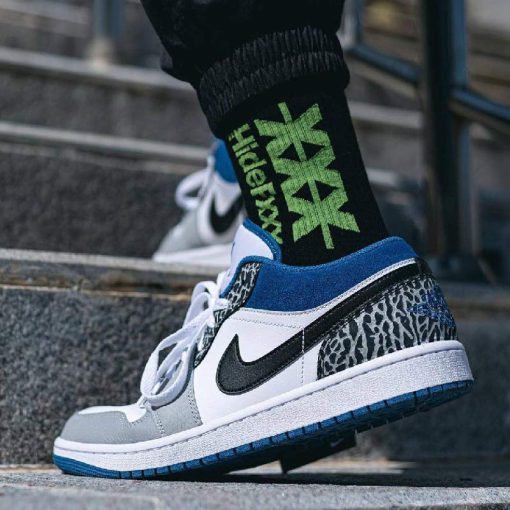 کفش نایک ایرجردن 1 ساق کوتاه Nike Air Jordan 1 Low SE True Blue