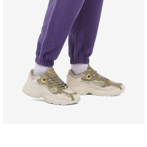کفش پیاده روی آدیداس استیر کرم سبز زیتونی Adidas Astir Orbit Green Wonder White