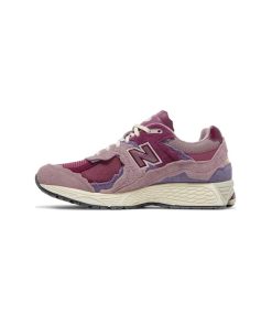 کفش نیوبالانس 2002 صورتی  New Balance 2002R Protection Pack Pink