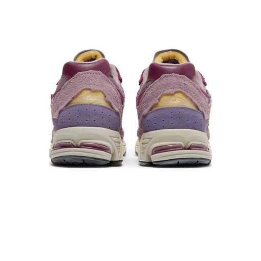 کفش نیوبالانس 2002 صورتی New Balance 2002R Protection Pack Pink