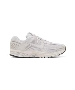کتونی رانینگ نایک وومرو 5 سفید Nike Air Zoom Vomero 5 Vast Grey