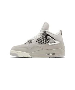 کفش نایک ایرجردن 4 طوسی نقره ای  Nike Air Jordan 4 Retro Frozen Moments
