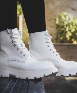 بوت چرمی مک کویین سفید Mc queen Boots