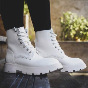 بوت چرمی مک کویین سفید Mc queen Boots