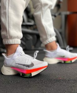 کتونى نایک ایرزوم تمپو سفید صورتی Nike Air Zoom Tempo Next Flyese White Pink Rawdacious
