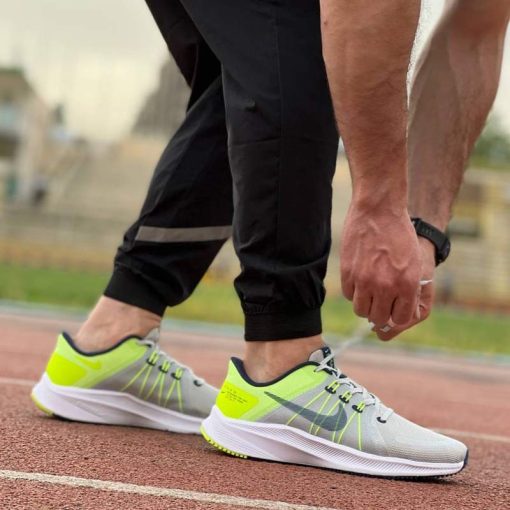 کتانی رانینگ نایک کوست 4 طوسی سبز Nike Quest 4 Photon Dust Volt Glow