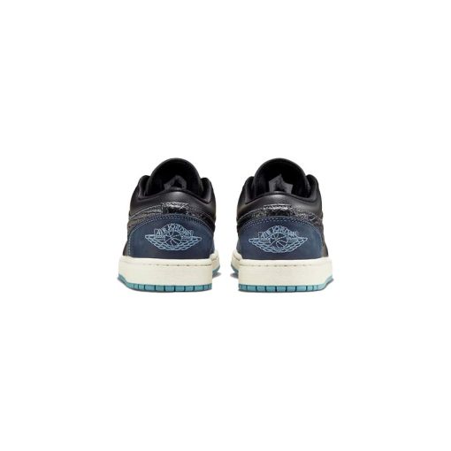 کفش نایک ایرجردن 1 ساق کوتاه آبی سورمه ای Nike Air Jordan 1 Low Snakeskin Midnight Navy