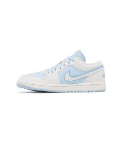 کفش نایک ایرجردن 1 ساق کوتاه سفید آبی یخی Nike Air Jordan 1 Low SE Reverse Ice Blue