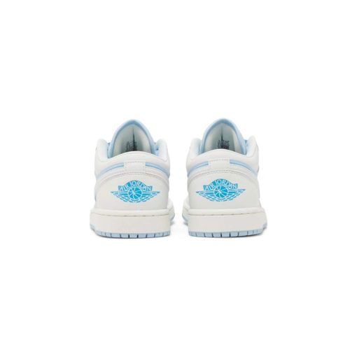 کفش نایک ایرجردن 1 ساق کوتاه سفید آبی یخی Nike Air Jordan 1 Low SE Reverse Ice Blue