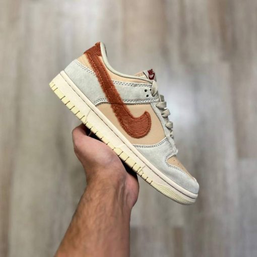 کفش-کژوال-نایک-اس-بی-دانک-کرم-قهوه-ای-تدی-Nike-Sb-Dunk-Low-Terry-Swoosh