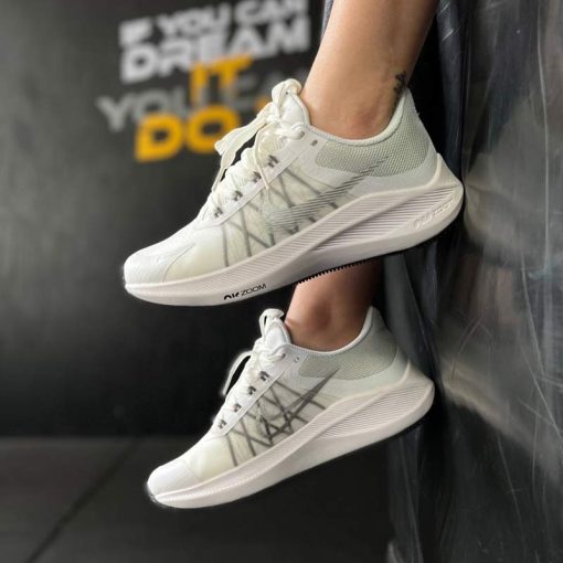 کتونی تنیس نایک وینفلو 8 سفید نقره ای Nike Winflo 8 White Silver
