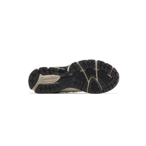 کتونی رانینگ نیوبالانس 1906R کرم مشکی زرد New Balance 1906R GANNI Egret