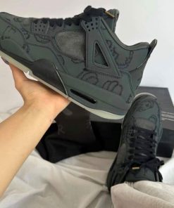 کتونی نایک ایرجردن 4 کاز مشکی Nike Air Jordan 4 Retro Kaws Black