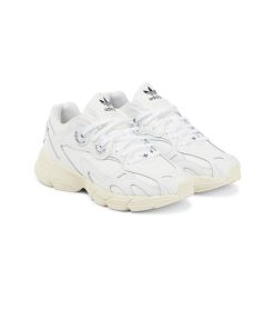 کفش پیاده روی آدیداس استیر سفید چرم کرم Adidas Astir White Leather