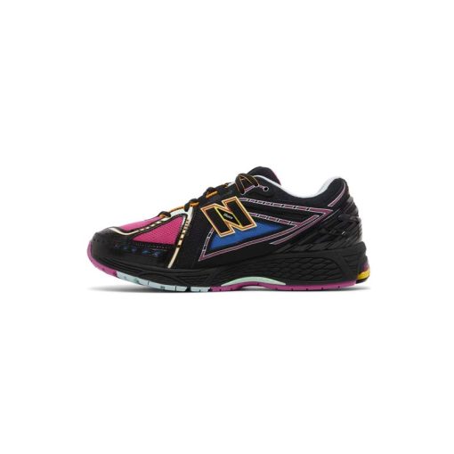 کتونی رانینگ نیوبالانس 1906R مشکی صورتی New Balance 1906R 1906R Neon Nights