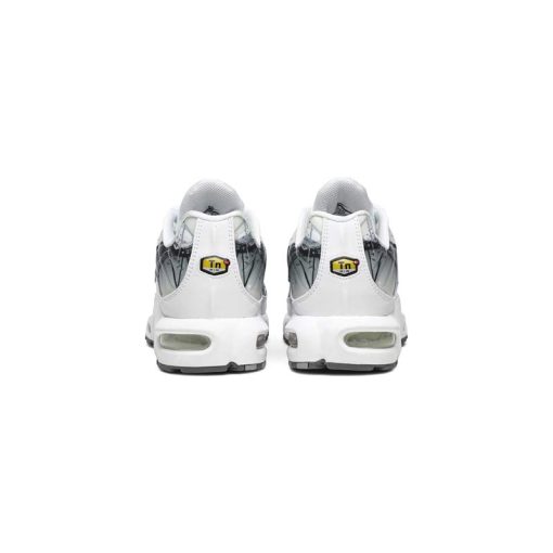 کتونی نایک ایرمکس تی ان پلاس سفید طوسی Nike Air Max Plus La Requin White