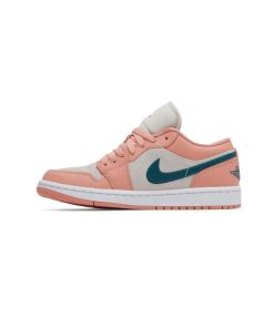 کفش نایک ایرجردن 1 ساق کوتاه صورتی کرم آبی Nike Air Jordan 1 Low Light Madder Root