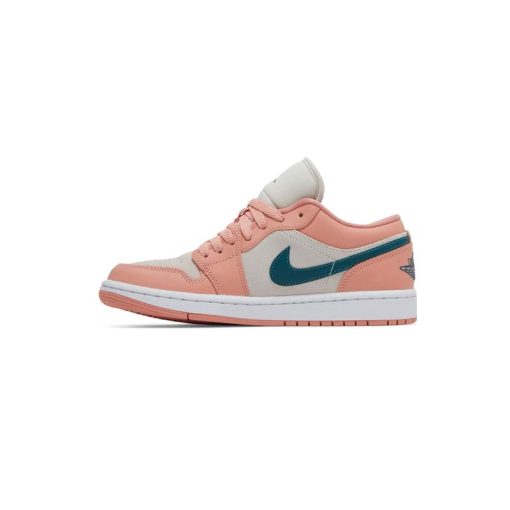 کفش نایک ایرجردن 1 ساق کوتاه صورتی کرم آبی Nike Air Jordan 1 Low Light Madder Root