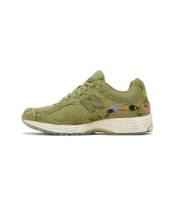 کفش نیوبالانس 2002 سبز زیتونی New Balance 2002R Bryant Giles What Now