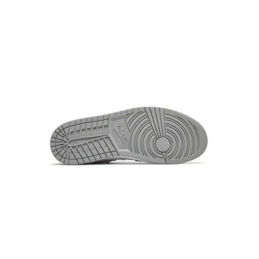 کتونی نایک ایرجردن 1 ساق کوتاه سفید کرم قرمز Nike Air Jordan 1 Low Light Smoke Grey Gym Red