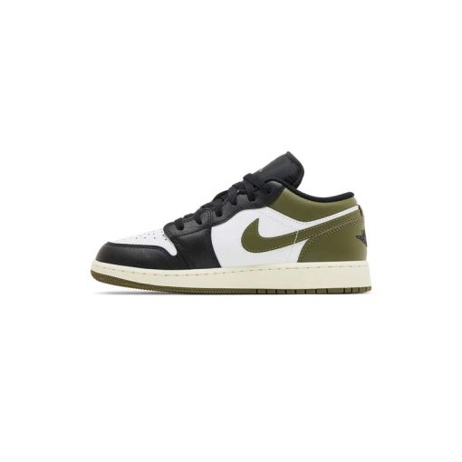 کتونی نایک ایرجردن 1 ساق کوتاه مشکی سفید زیتونی Nike Air Jordan 1 Low Black Toe Medium Olive