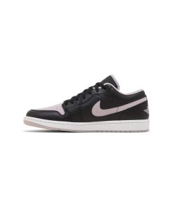 کتونی نایک ایرجردن 1 ساق کوتاه مشکی صورتی Nike Air Jordan 1 Low Black Iced Lilac
