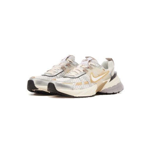 کتونی نایک راننیگ وی 2 کی زرد نقره ای Nike V2K Run Khaki Metallic Silver