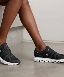 کتونی آن رانینگ کلود 6 تمام مشکی سفید On Running Cloud 6 All Black White