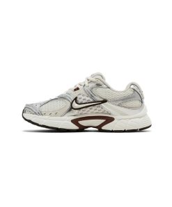 کتونی نایک وی 5 سفید قهوه ای Nike V5 RNR Sail Fauna Brown