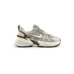 Nike V2K Run Cream Mocha