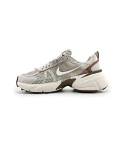 کتونی نایک راننیگ وی 2 کی کرم موکا Nike V2K Run Cream Mocha